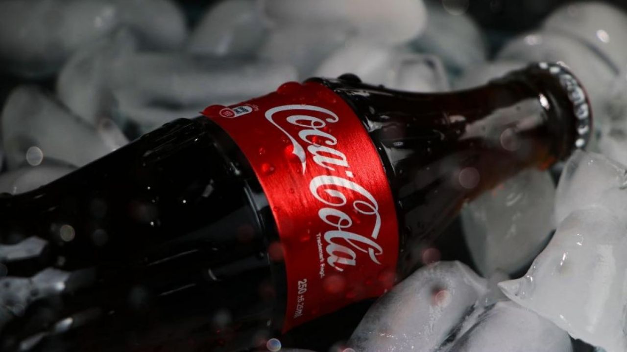 ¡Cuidado con lo que bebes! Desmantelan fábrica “pirata” de Coca-Cola en Iztapalapa