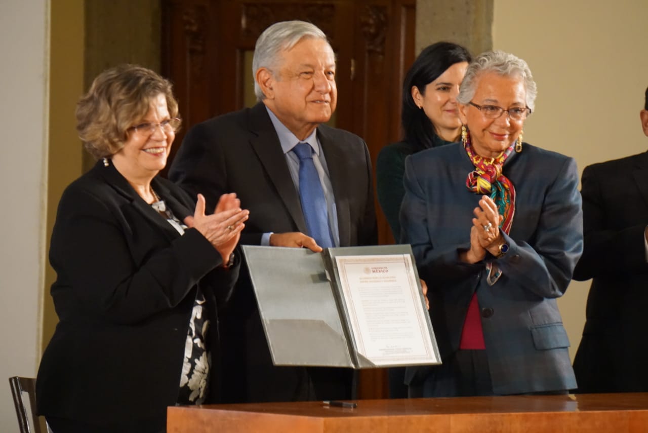 Firman acuerdo para promover la igualdad de género y el empoderamiento de las mujeres en México