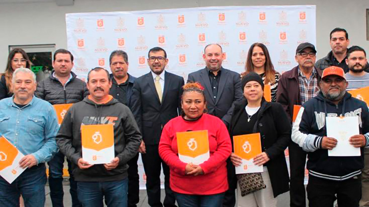 Secretaría del Trabajo de Nuevo León entrega apoyos a 14 proyectos productivos