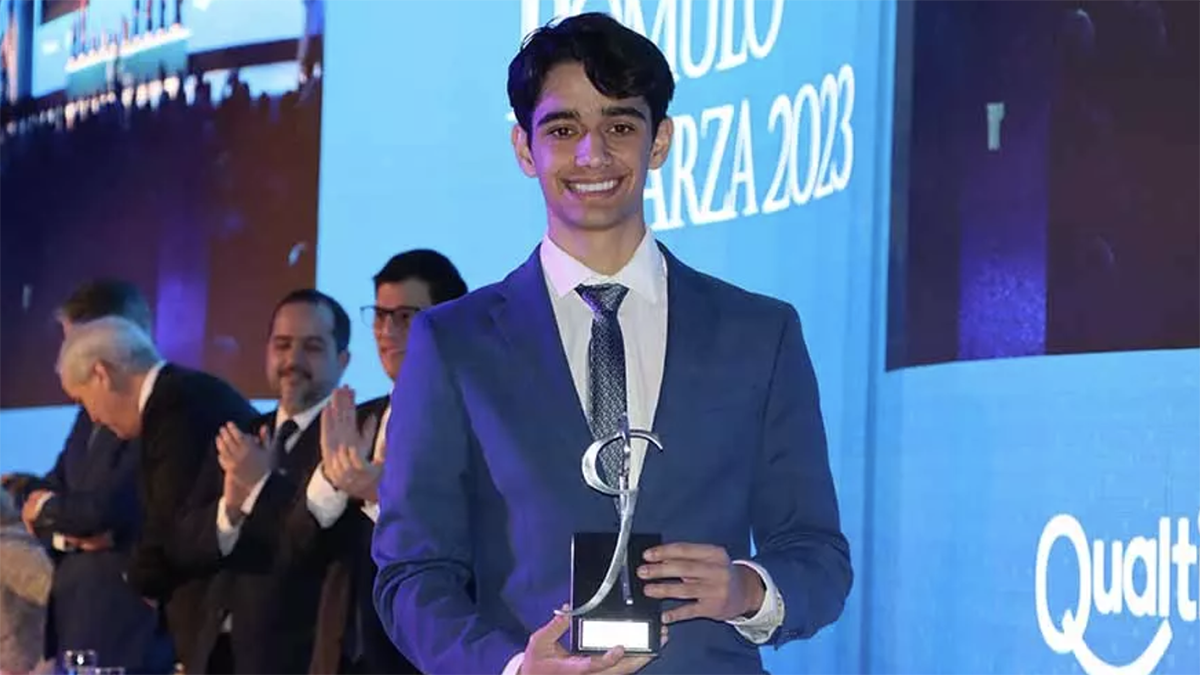 Ganan Premio Rómulo Garza por investigación de ciberseguridad